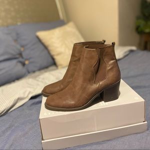 Womens brown booties- Size:9